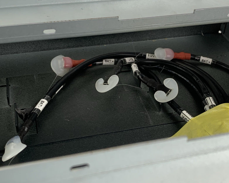 Vertiv Liebert GXT5-EBC48VRT2U GXT5 Tested w/ Rack Ears No Batts No Faceplate