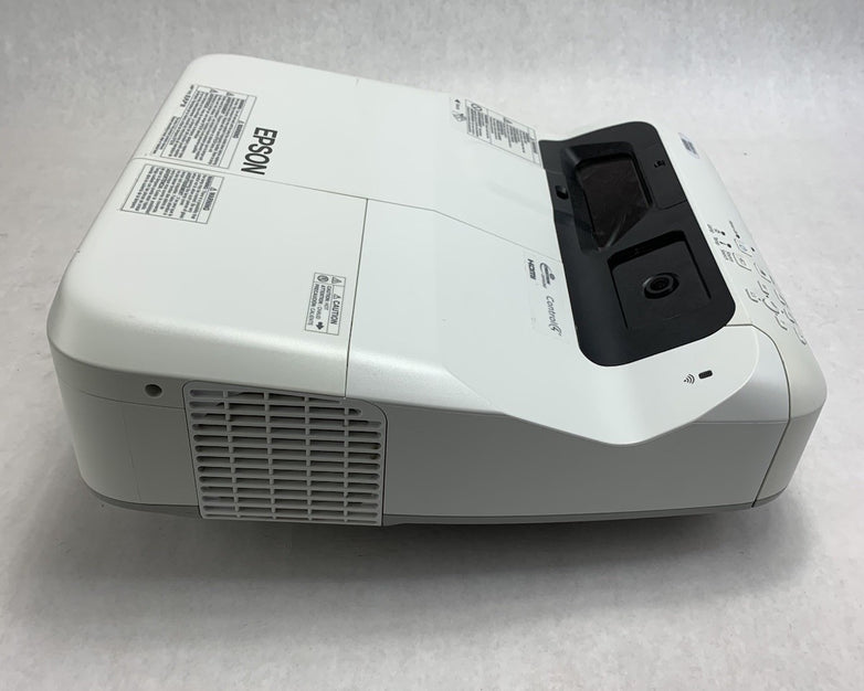 Epson PowerLite 695Wi H740A LCD Lamp Projector 828 Lamp Hours - No Remote