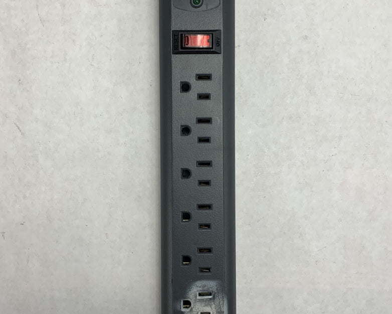 Kensington S9P710NI 7-Outlet Surge Protector Power Strip (Lot of 2)