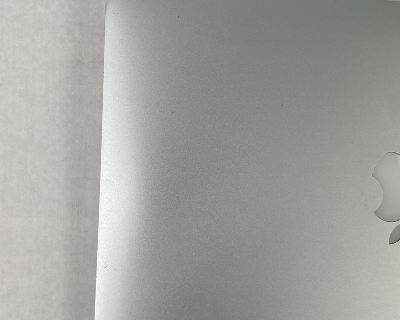 Apple A1465 MacBook Air 2013 11" 1.3Ghz i5 4GB RAM 120GB SSD macOS 11.7.1