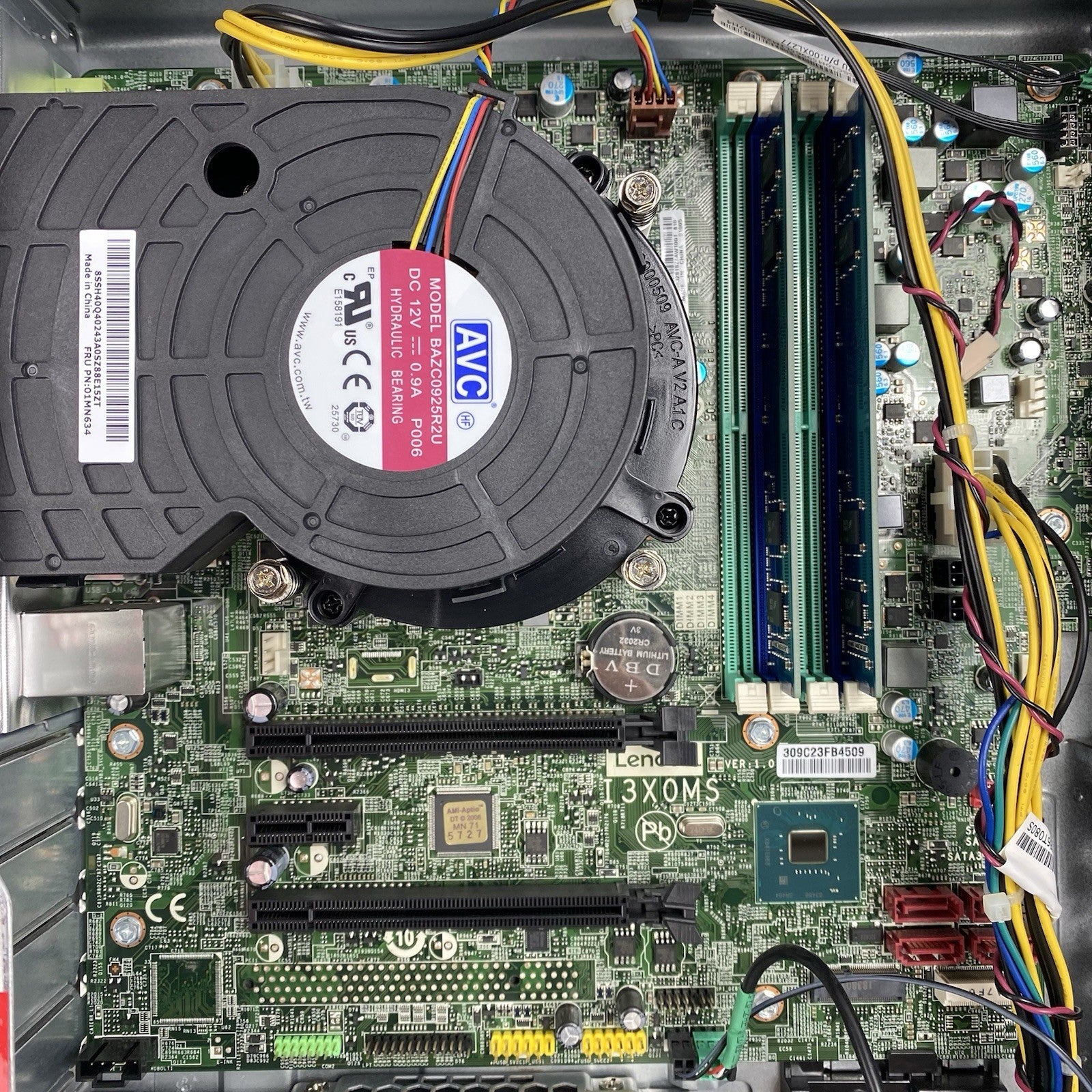 Lenovo ThinkCentre M920s SFF Intel Core i5-8500 3GHz 8GB RAM No HDD No OS