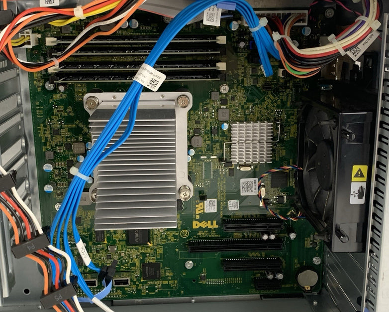 Dell PowerEdge T110 II Tower Xeon E3-1230 3.3 GHz 3 GB RAM No OS No HDD