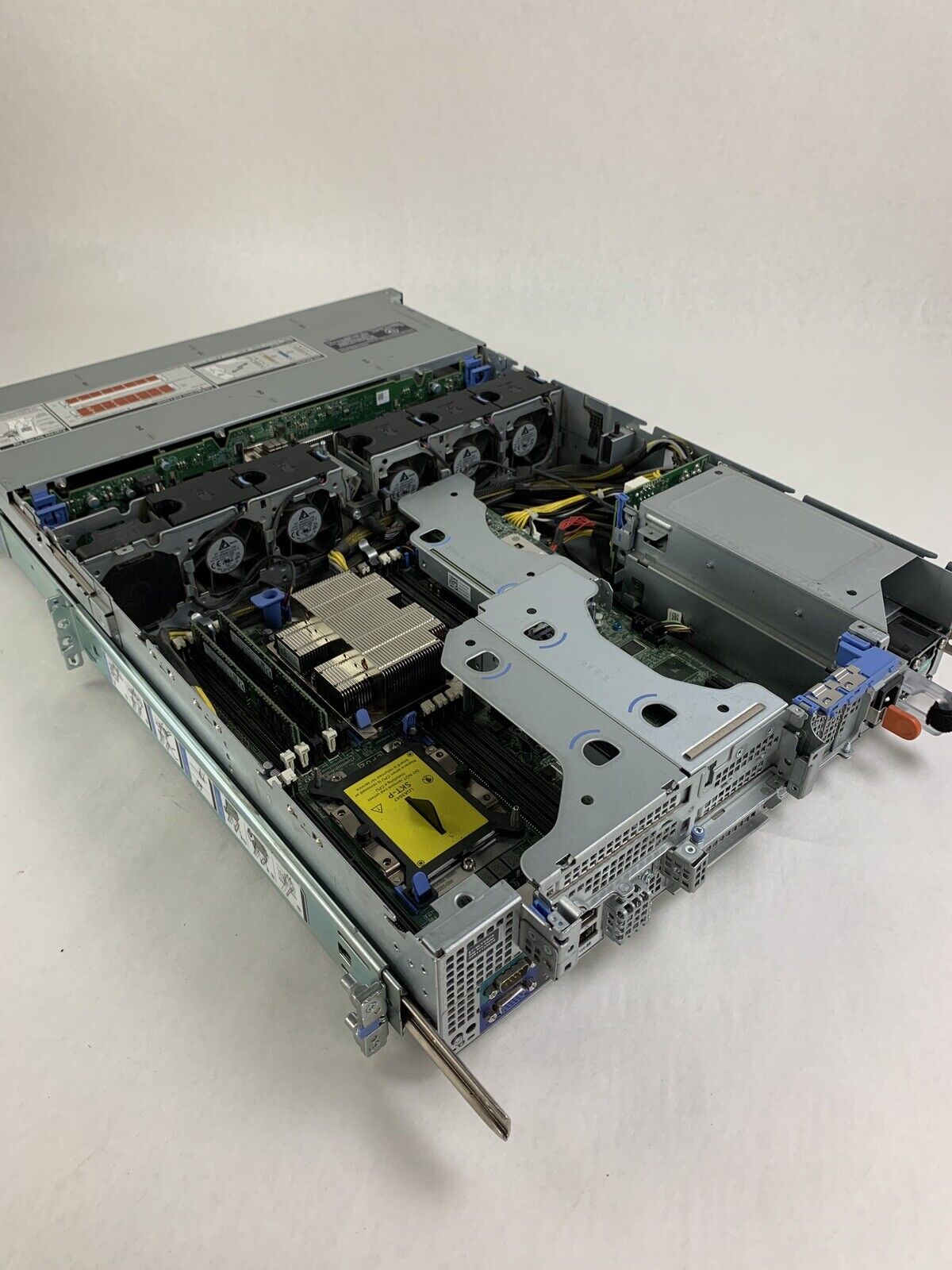 Dell EMC PowerEdge R540 Server 1x Silver 4215 2.50 GHz 64GB Ram No HDD No OS