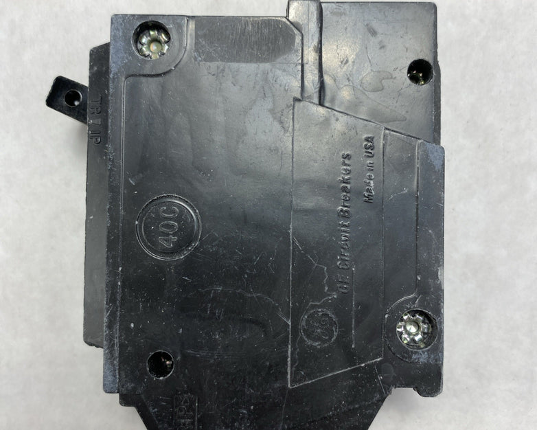 General Electric Model C THQL1120 20A Plug In Circuit Breaker Box Of 10