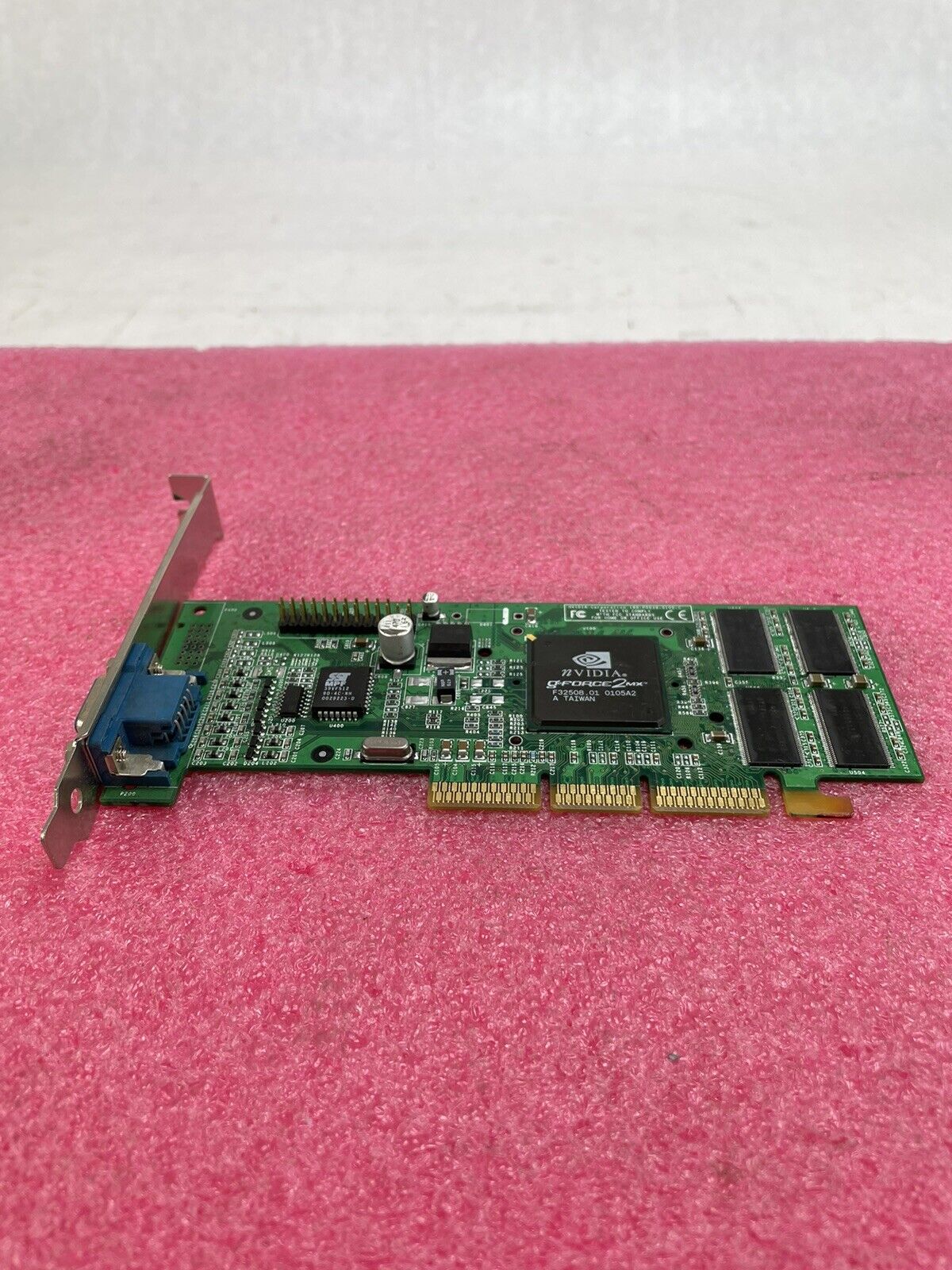 Nvidia GeForce2MX 180-P0039-0100-C Dell 15UMJ AGP Graphics Card