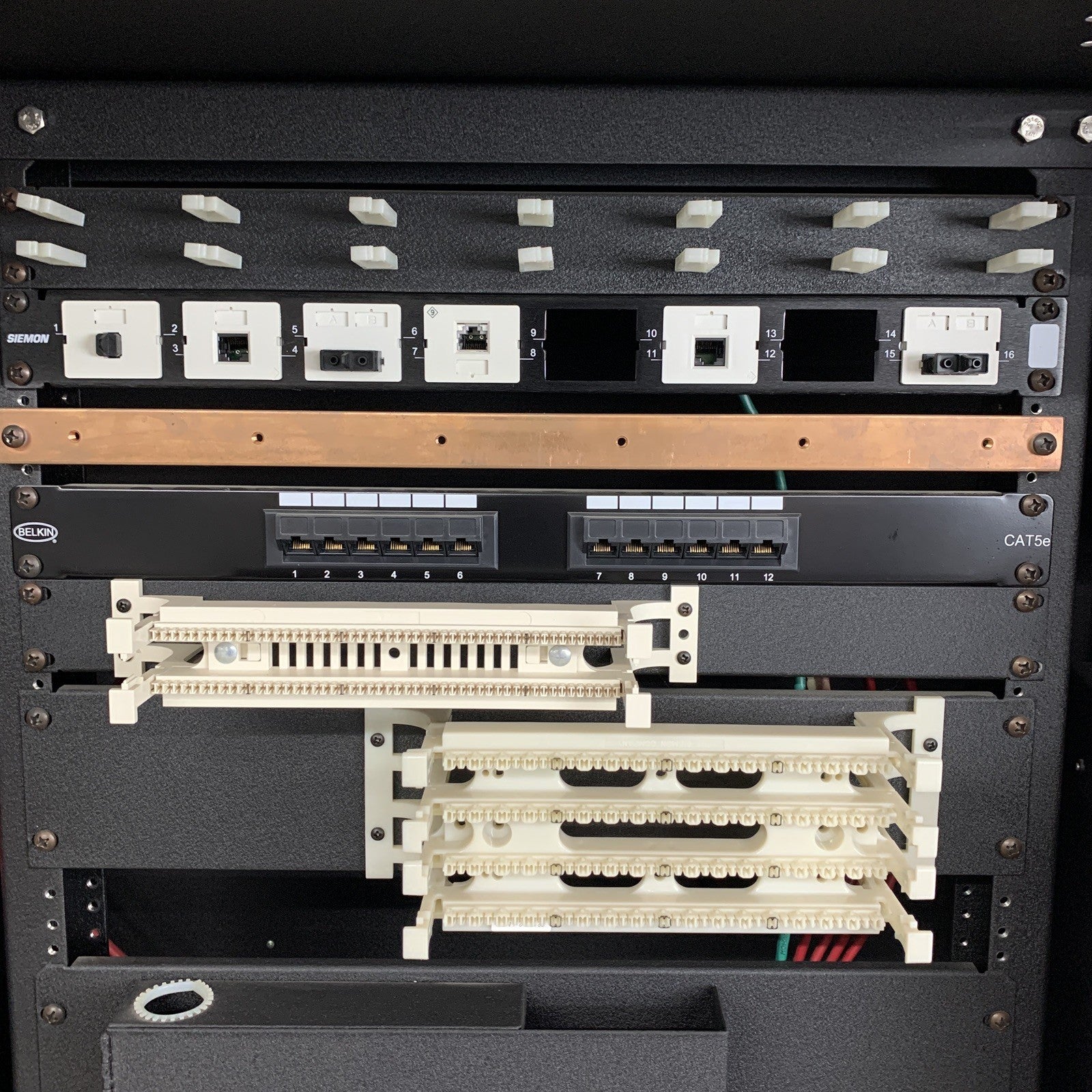 Heathkit TelCom Technology Rack 390-4432