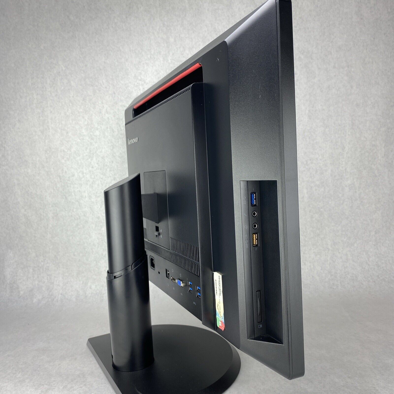 Lenovo ThinkCentre M93z 23" AIO Intel Core i5-4590S 3.0GHz 8GB RAM No HDD OS