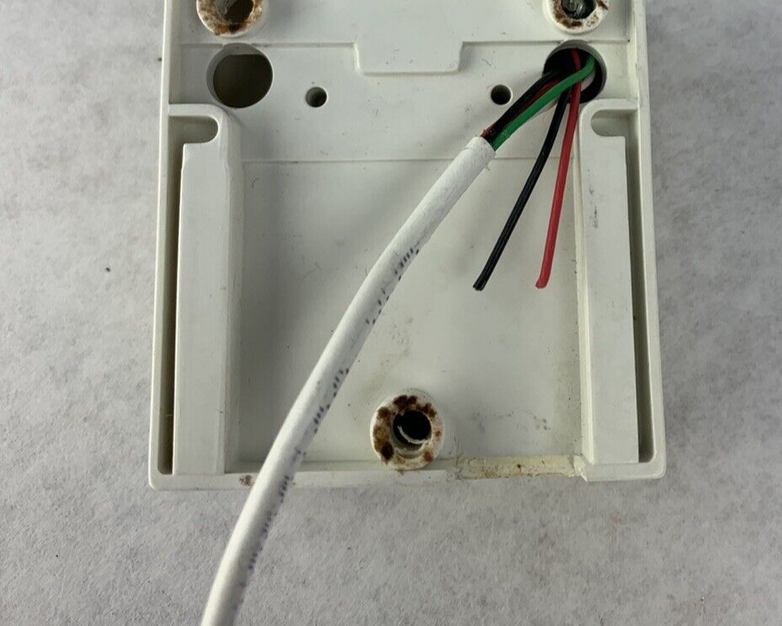 United Security HUB2B Latching Holdup Button