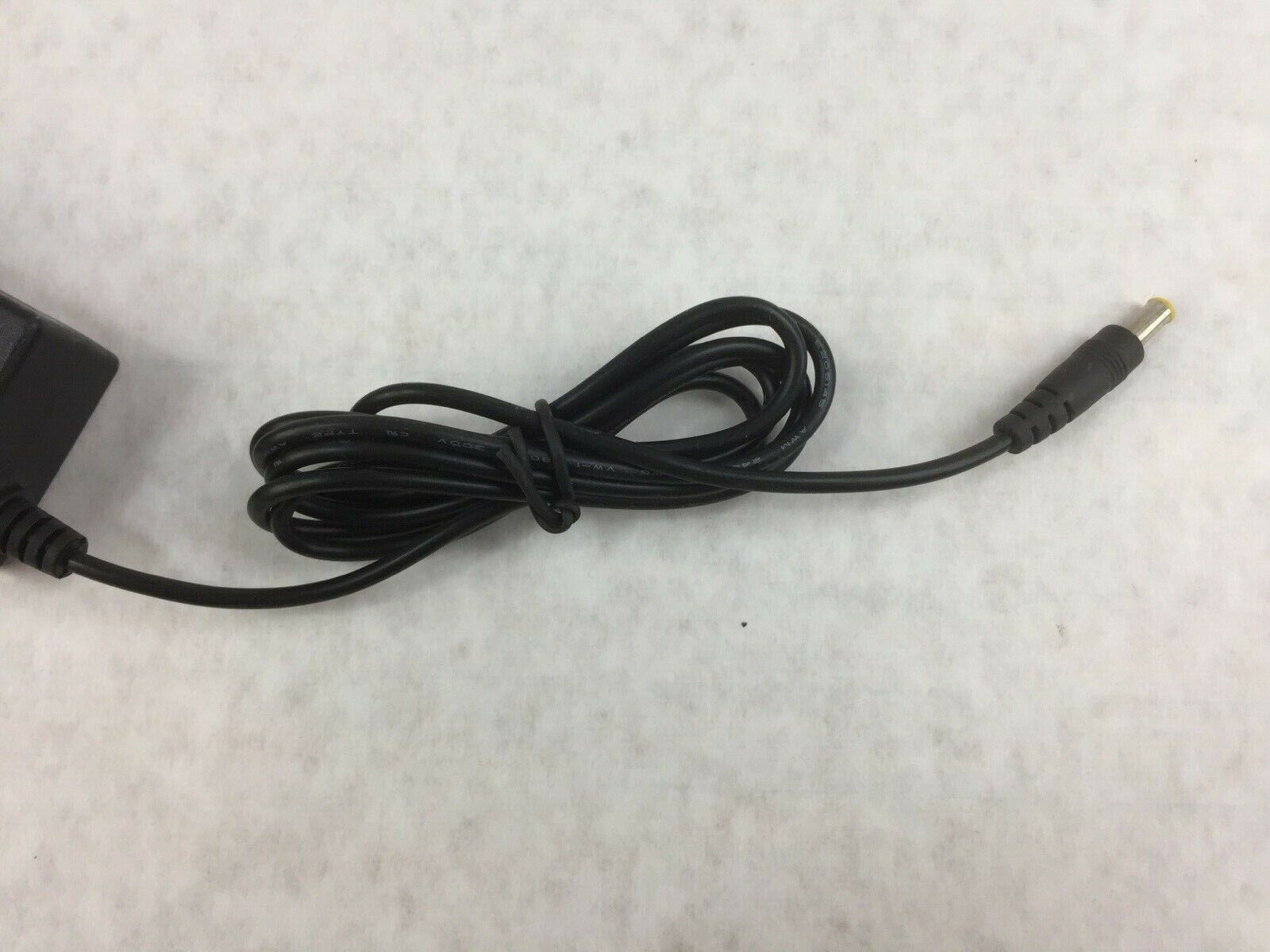 NTI Xtendex Local Unit HDMI ST-C6HDMI-LA-2l-300M - 2 IR Outs CATx-2 with adapter