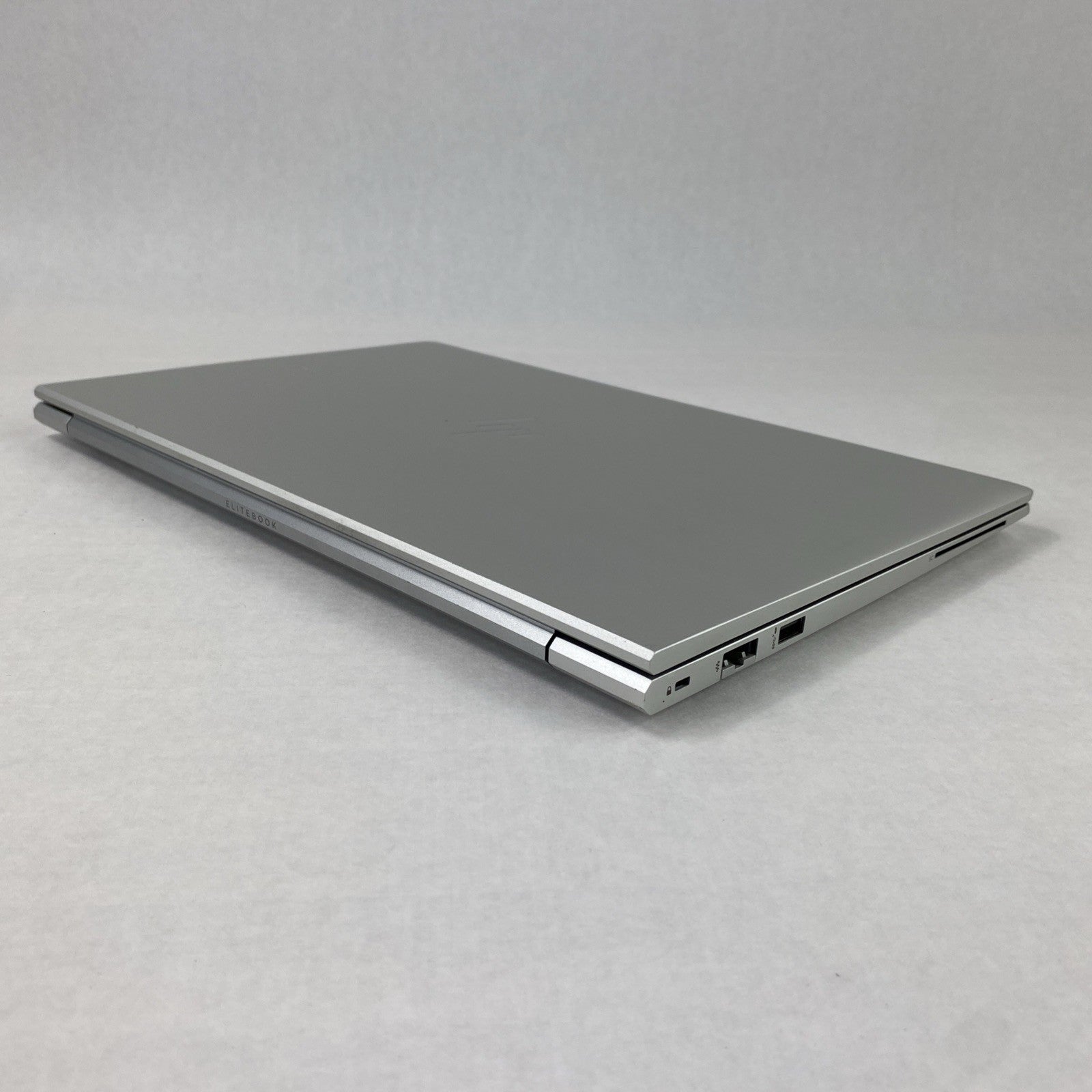 HP EliteBook 655 G9 AMD Ryzen 5 Pro 5675U 2.30GHz 8GB RAM 15.6" No HDD No OS