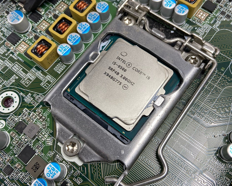 Dell Optiplex 3070 SFF Motherboard Intel Core i5-95003 GHz 8GB RAM