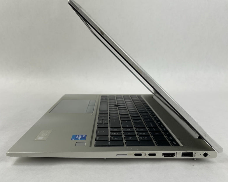 HP EliteBook 850 G8 15.6" i5-1145G7 2.60 GHz 8 GB RAM No SSD/OS/AC - Corner