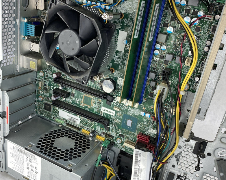 Lenovo ThinkCentre M910s SFF Intel i5-7500 3.40GHz 8GB RAM NO HDD No OS