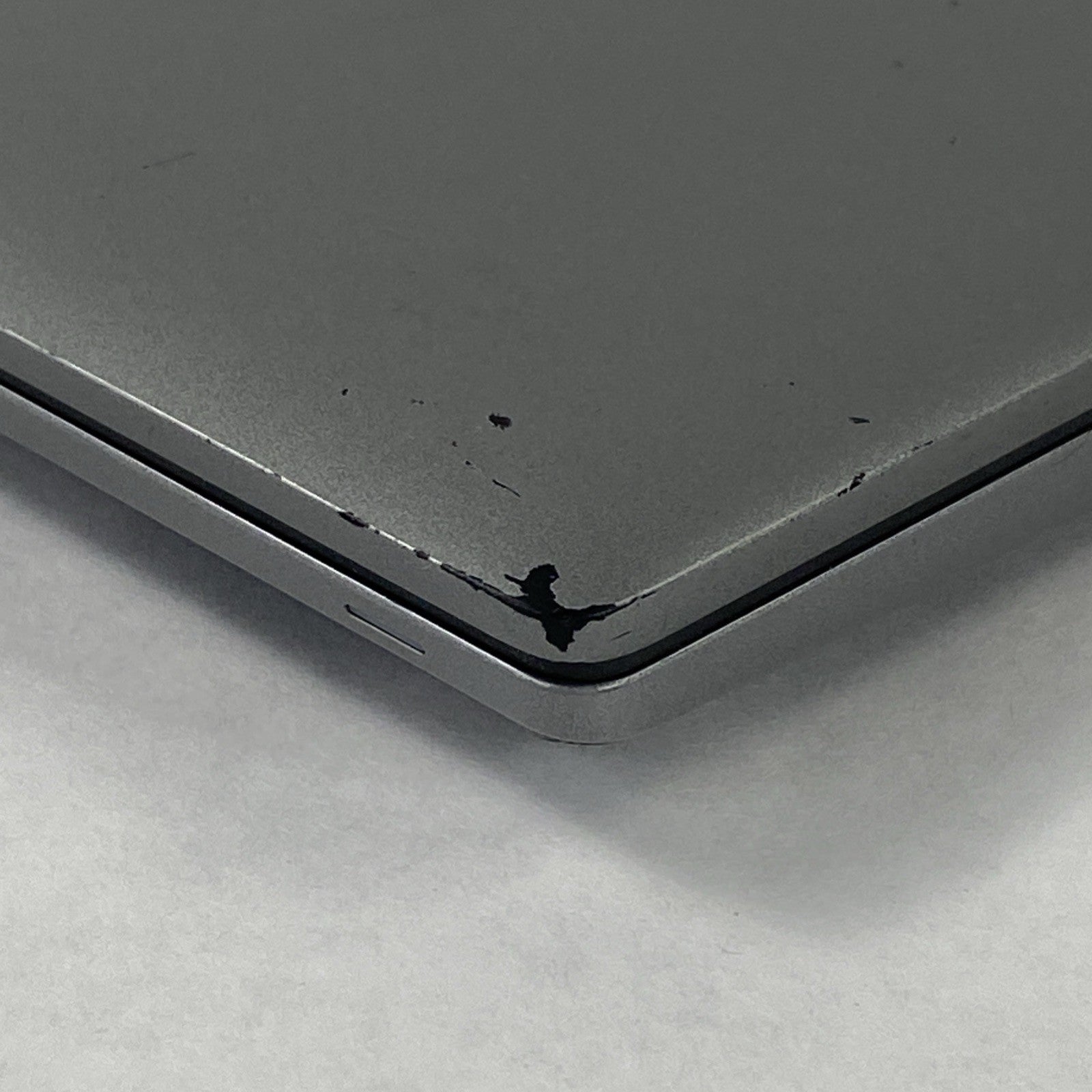 Dell Latitude 5520 Intel Core i5-1145G7 2.60 GHz 16 GB RAM 15.6" No SSD No OS