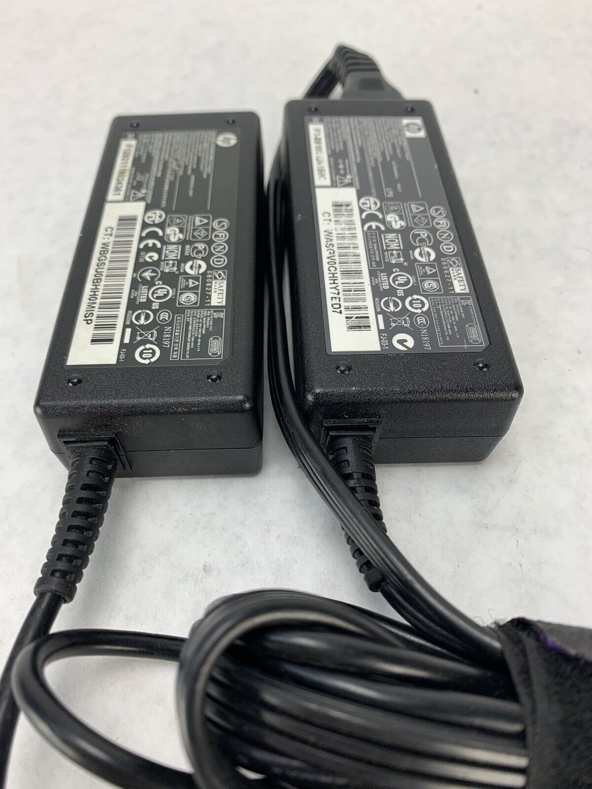 Lot 2 Genuine HP Laptop AC Adapter 380467-003 402018-001 18.5V 3.5A 65W PPP009H