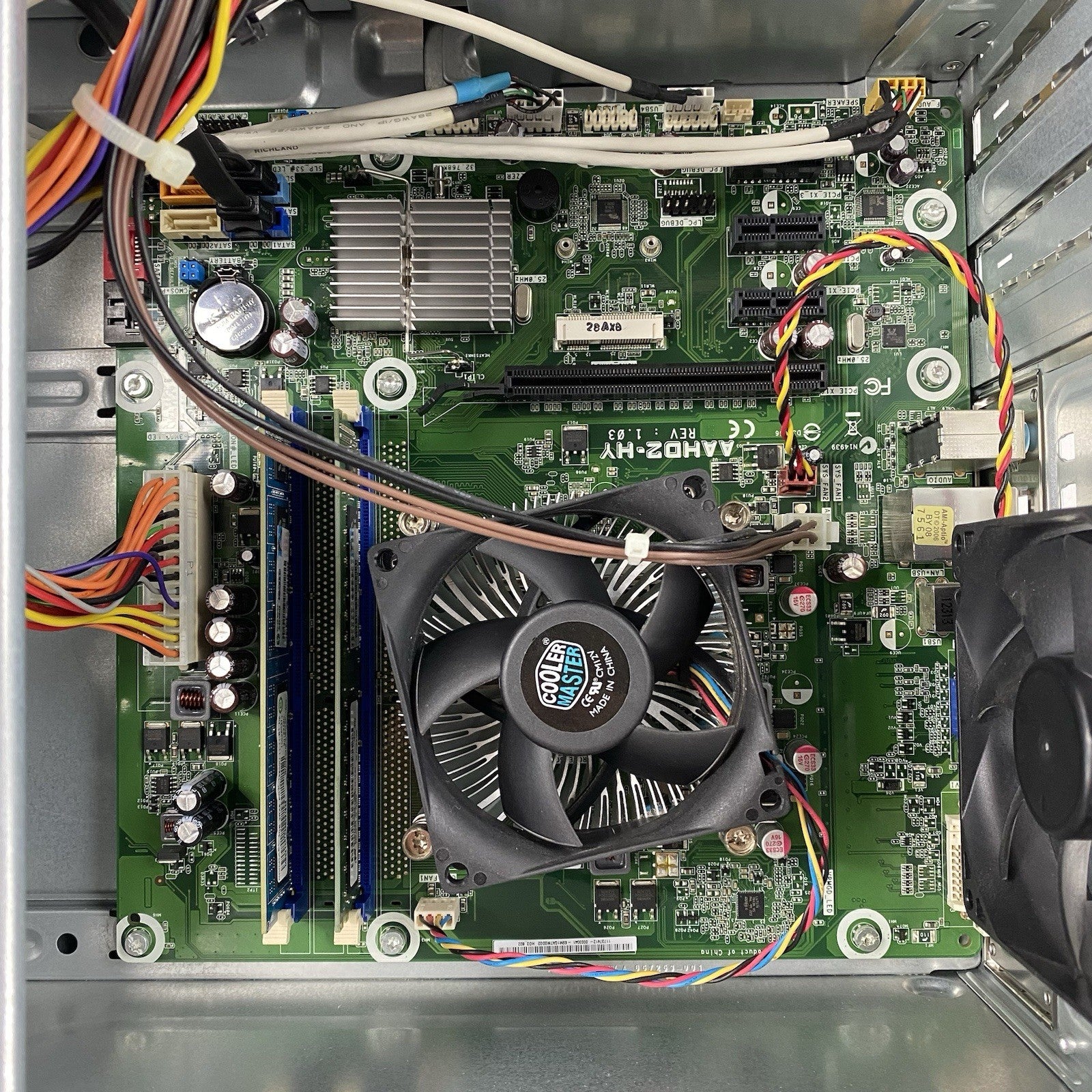 HP Pavilion P6-2376 MT AMD A4-3420 2.80GHz 6GB RAM No HDD No OS