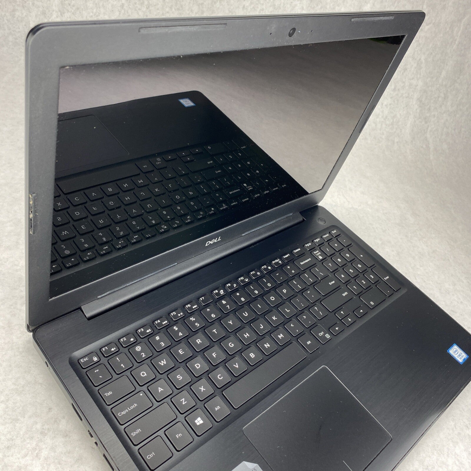 Dell Inspiron 5570 15.6" Intel Core i3-8130U 2.20GHz 12GB RAM No AC No HDD No OS