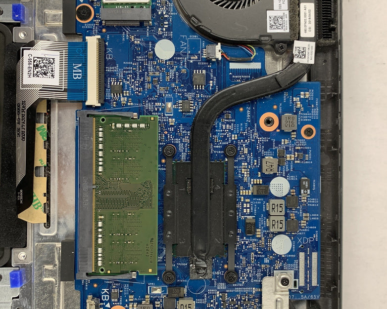 Dell Latitude 3300 13.3" i5-8250u 1.6 GHz 8 GB Ram NO OS No HDD No Batt No AC