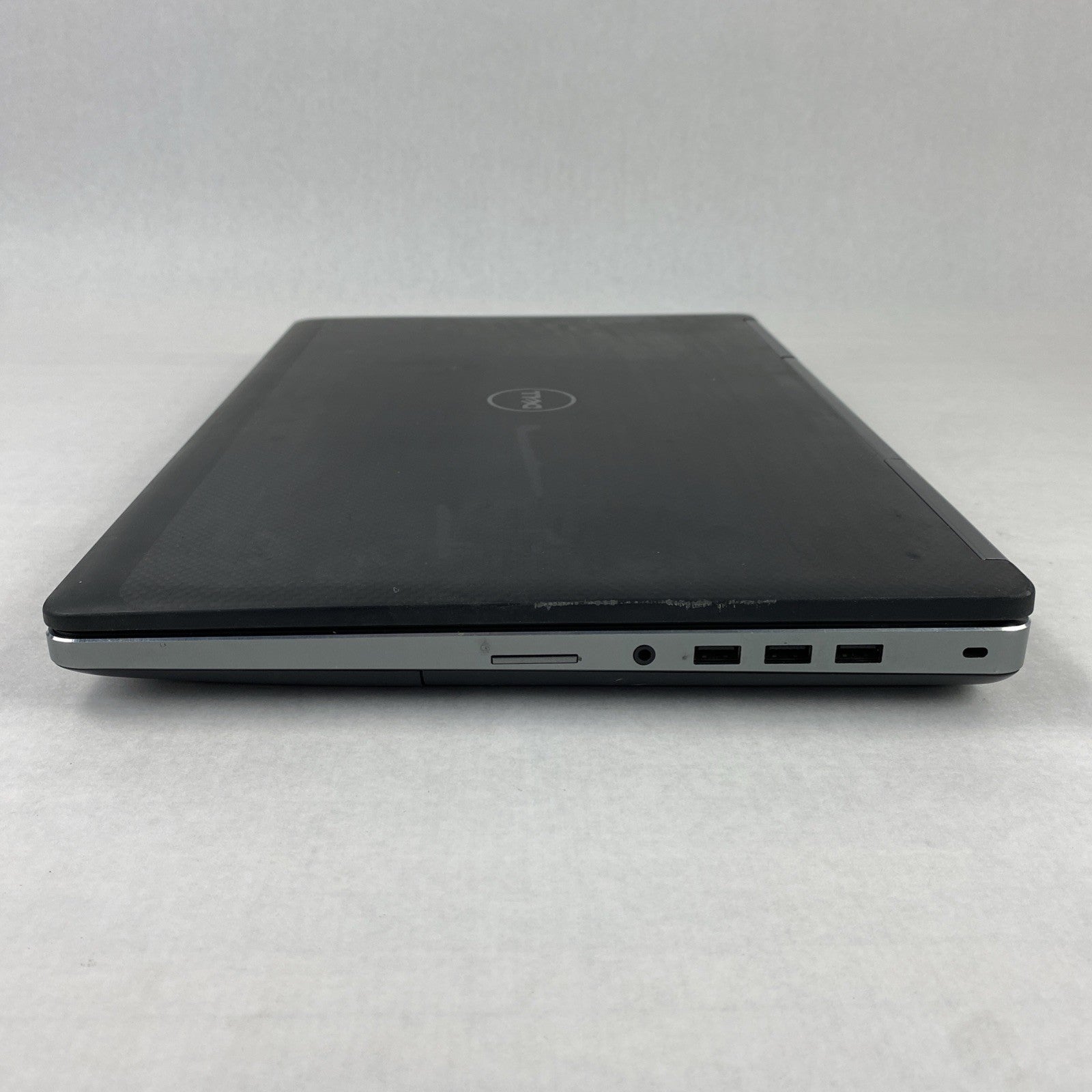 Dell Precision 7710 Intel Core i7-6920HQ 2.9GHz 16GB RAM 17.3" No HDD No OS