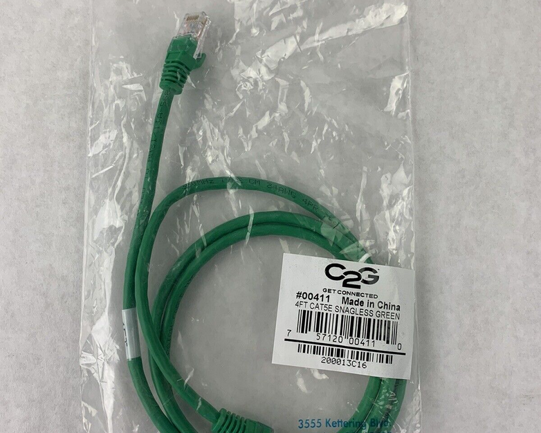 Lot( 5 ) 4ft Green Cat5e C2G 0041 Snagless Unshielded UTP Ethernet Patch Cable