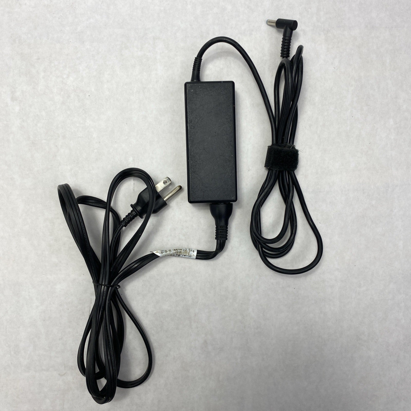 HP PPP009C 65W 19.5V 3.33A 4.5mm Laptop AC Adapter w/ Power Cord - Lot of 64