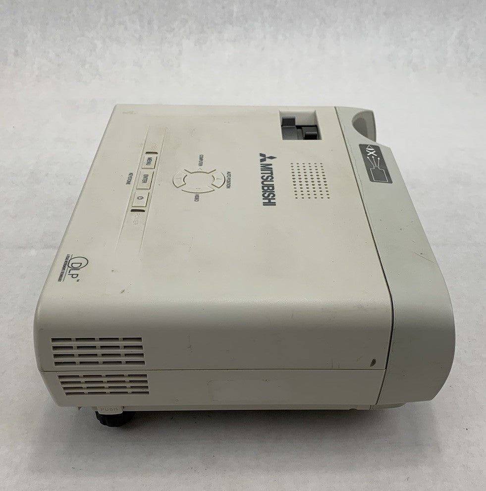 Mitsubishi XD205U Projector - No Remote