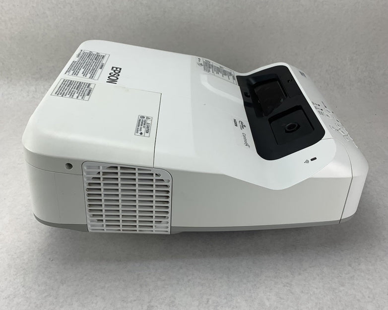 Epson PowerLite 695Wi H740A LCD Lamp Projector 3146 Lamp Hours - No Remote