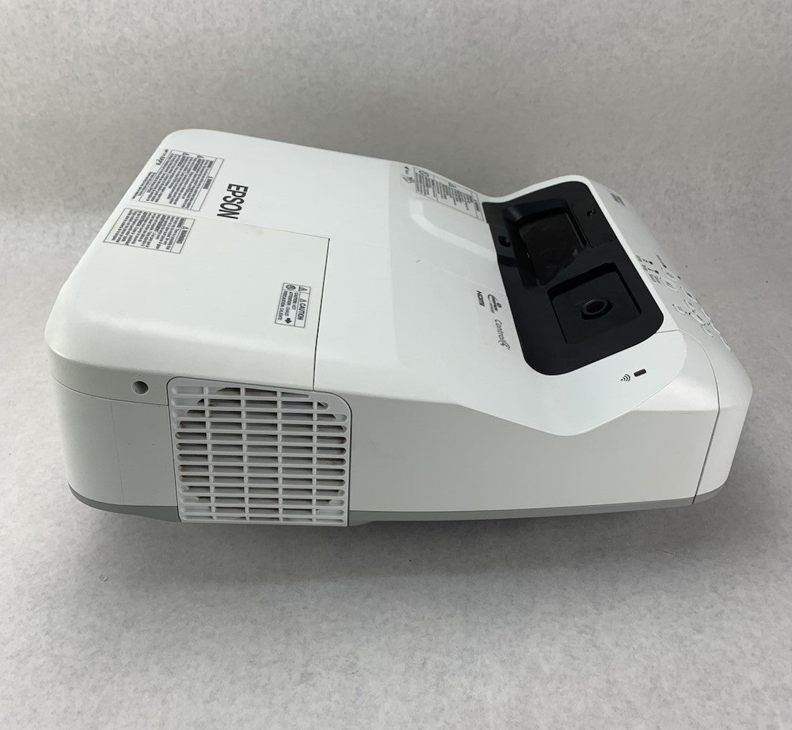 Epson PowerLite 695Wi H740A LCD Lamp Projector 3146 Lamp Hours - No Remote2