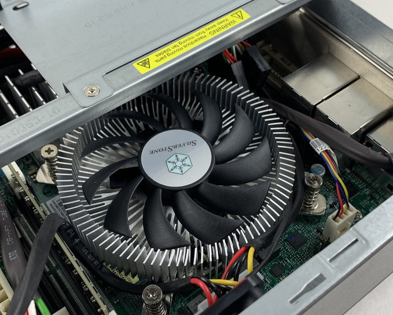 Supermicro Micro Desktop X11SSV-Q i5-7500 3.8 GHz 8 GB Ram No OS No HDD No AC
