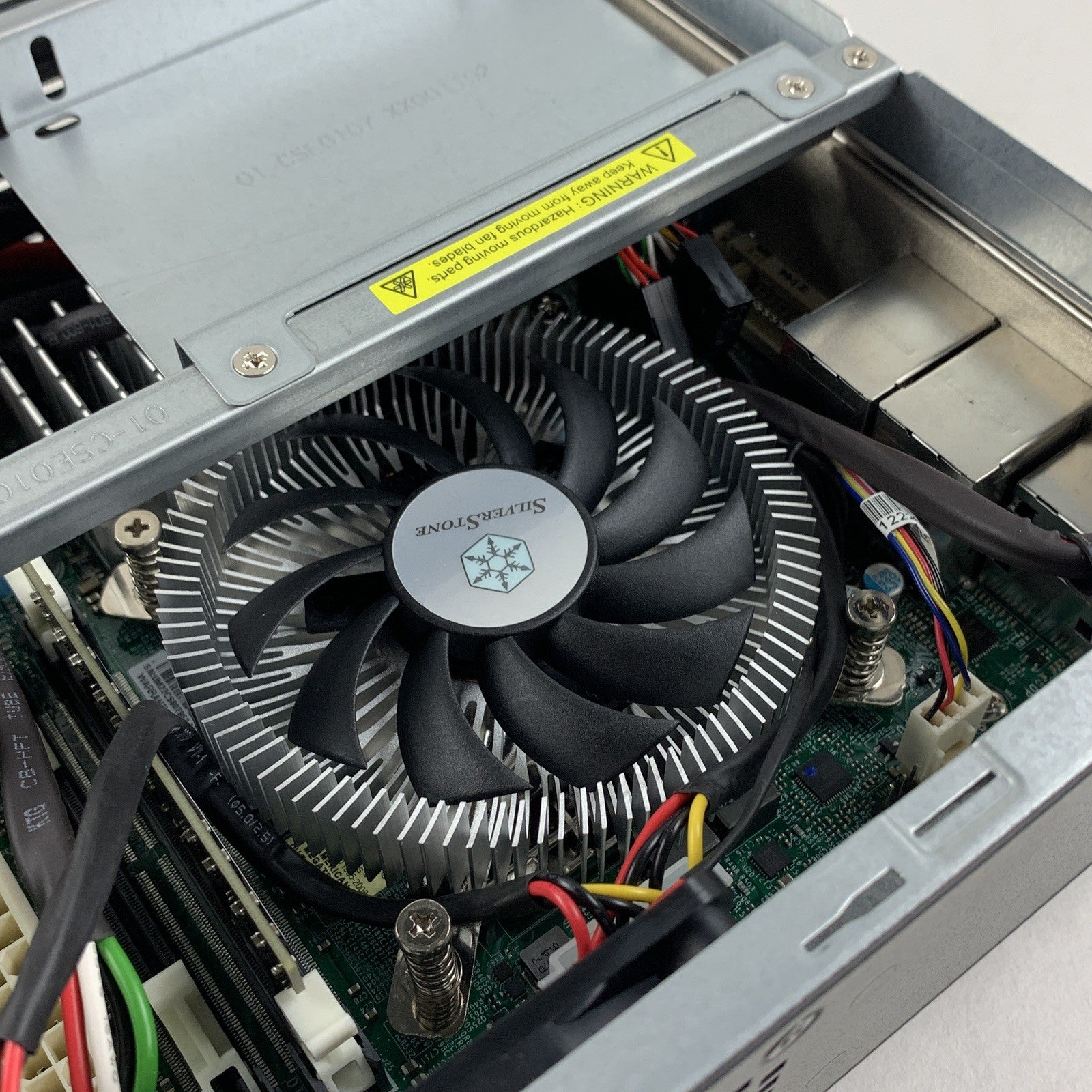 Supermicro Micro Desktop X11SSV-Q i5-7500 3.8 GHz 8 GB Ram No OS No HDD No AC