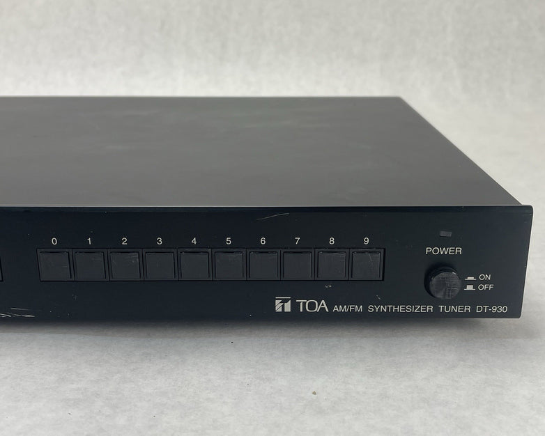 TOA DT-930 AM/FM Synthesizer Tuner No Power Cord