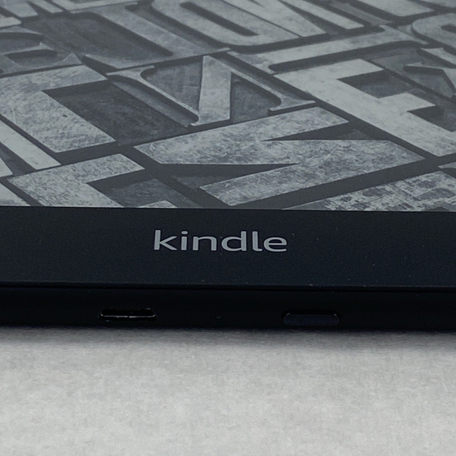 Amazon Kindle Paperwhite PQ94WIF 10th Generation 32GB 6" Wifi Black
