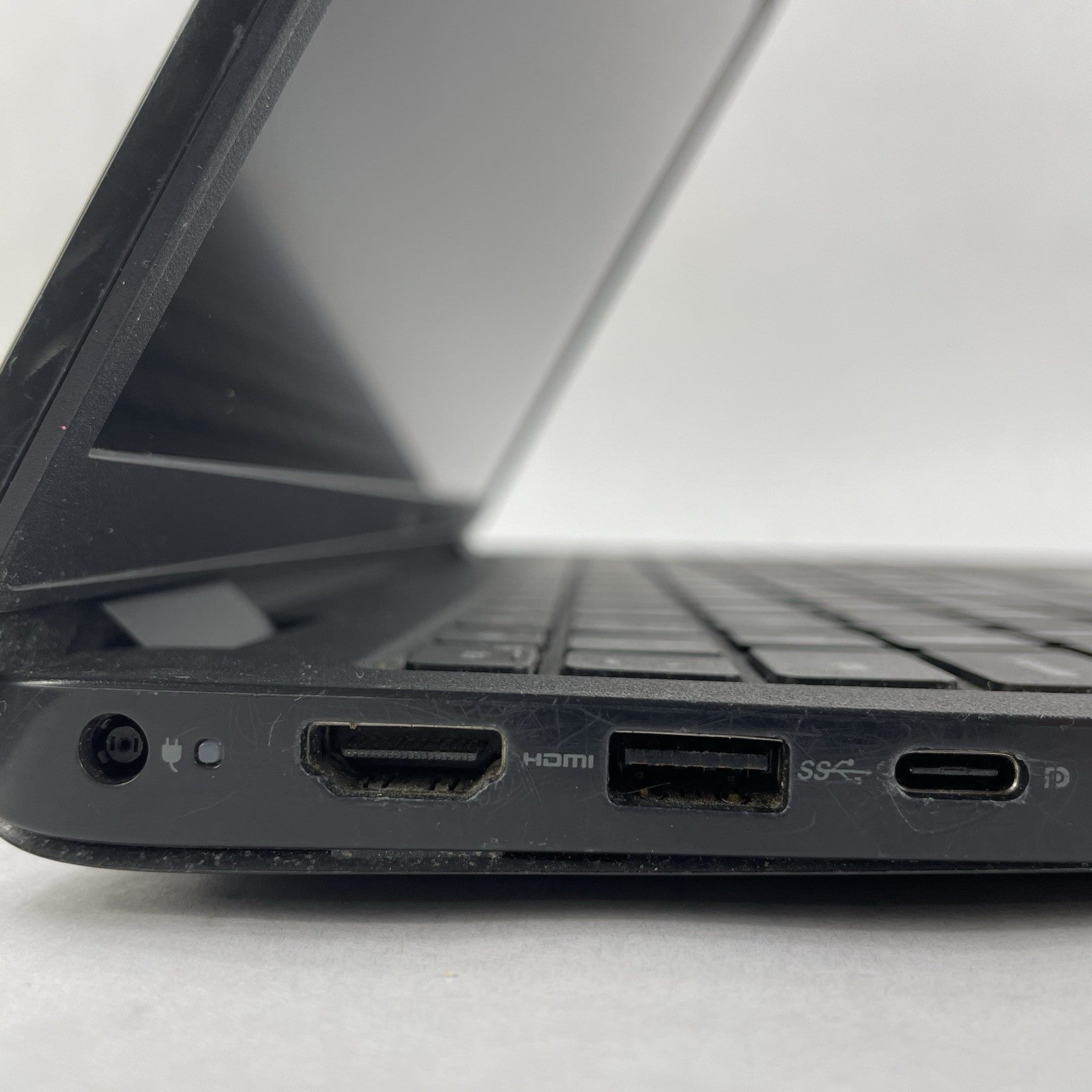 Dell Latitude 3520 15.6" i5-1145G7 2.60 GHz 8 GB RAM No SSD/OS/AC - READ8