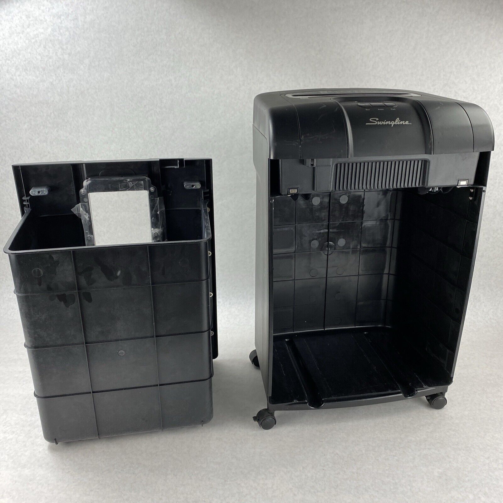 Swingline SX19-09 Super Cross-Cut Jam Free Shredder SWI1758493