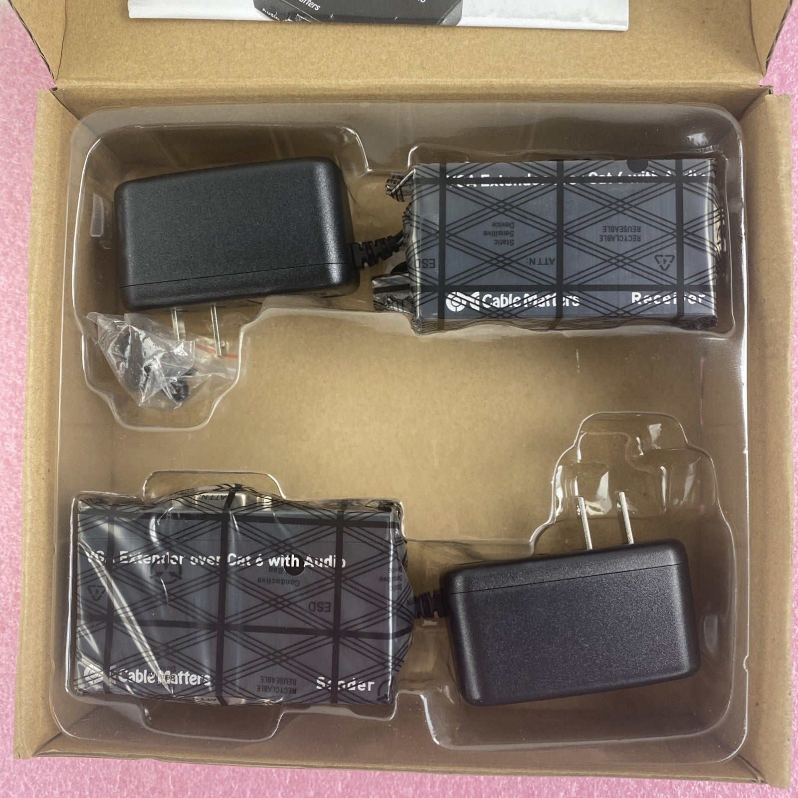 Cable Matters 103004 VGA Etender Over Cat 6 Cable 4
