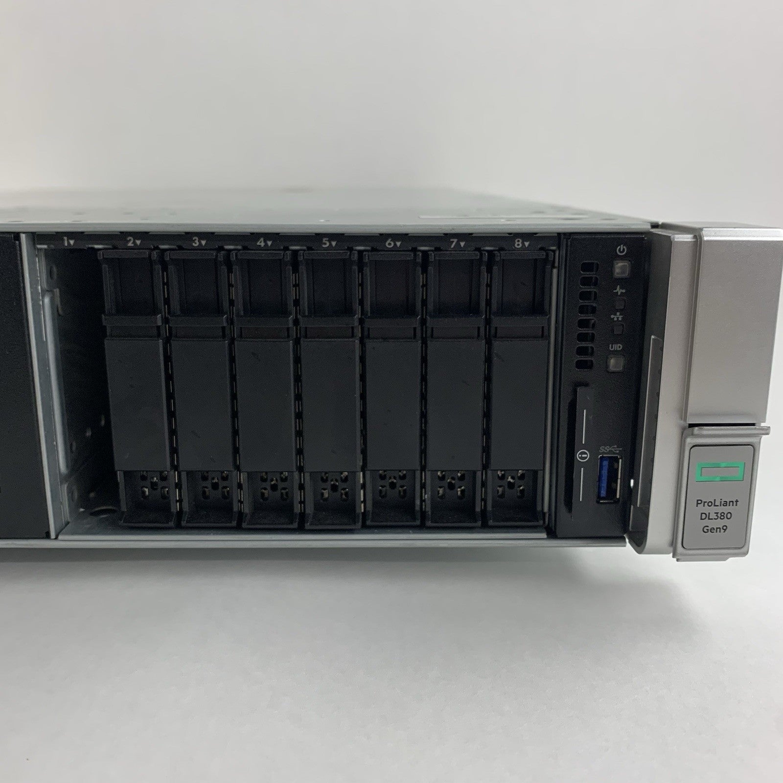 HP ProLiant DL380 Gen 9 1x Xeon E5-2640v4 2.4 GHz 16 GB Ram No HDD No OS No PSUs4