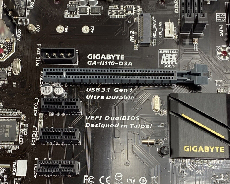 Gigabyte H110-D3A Motherboard Pentium C4400 3.3GHz No RAM No Shield
