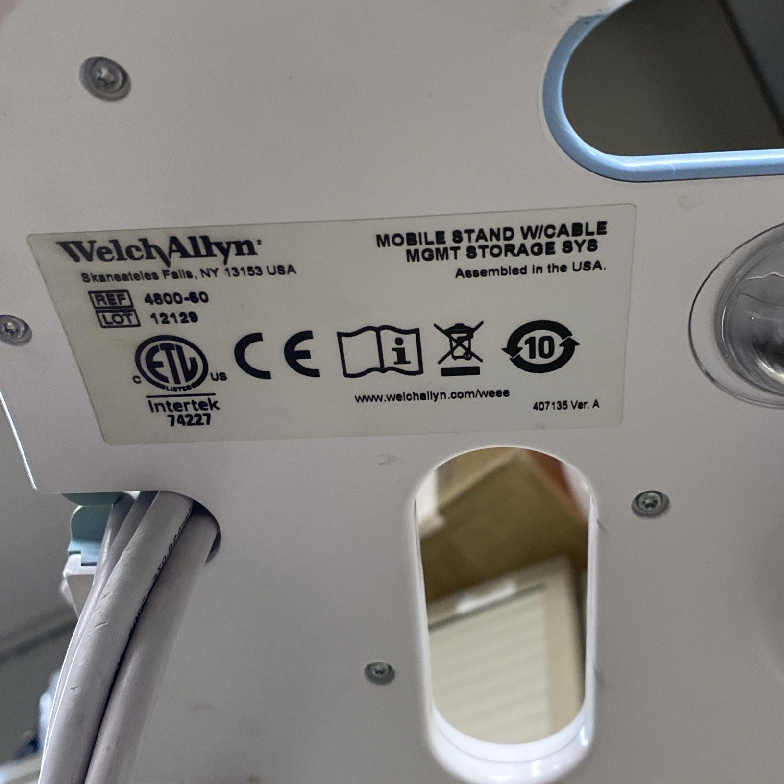Welch Allyn 4800-60 Mobile Stand Rolling Cart for Vital Signs Monitor 6000Series8