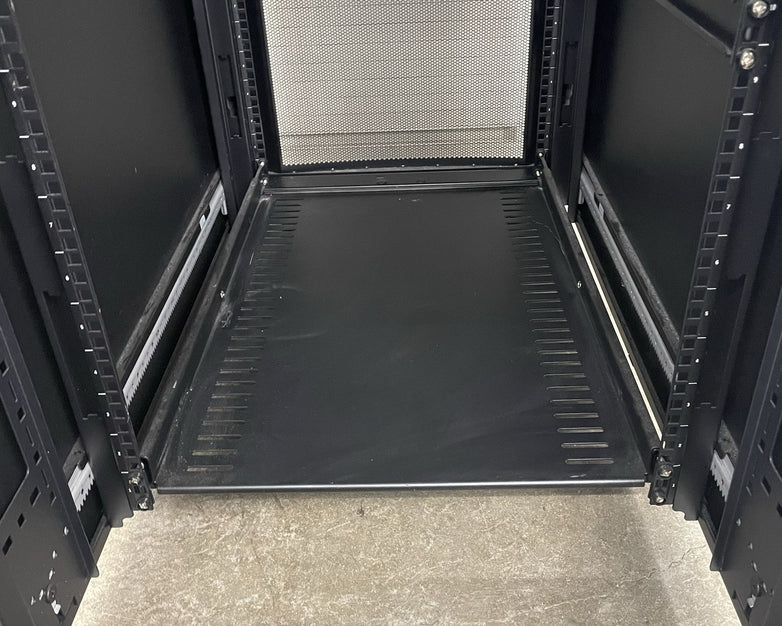 APC AR3104 Server Rack Enclosure w/ Keys