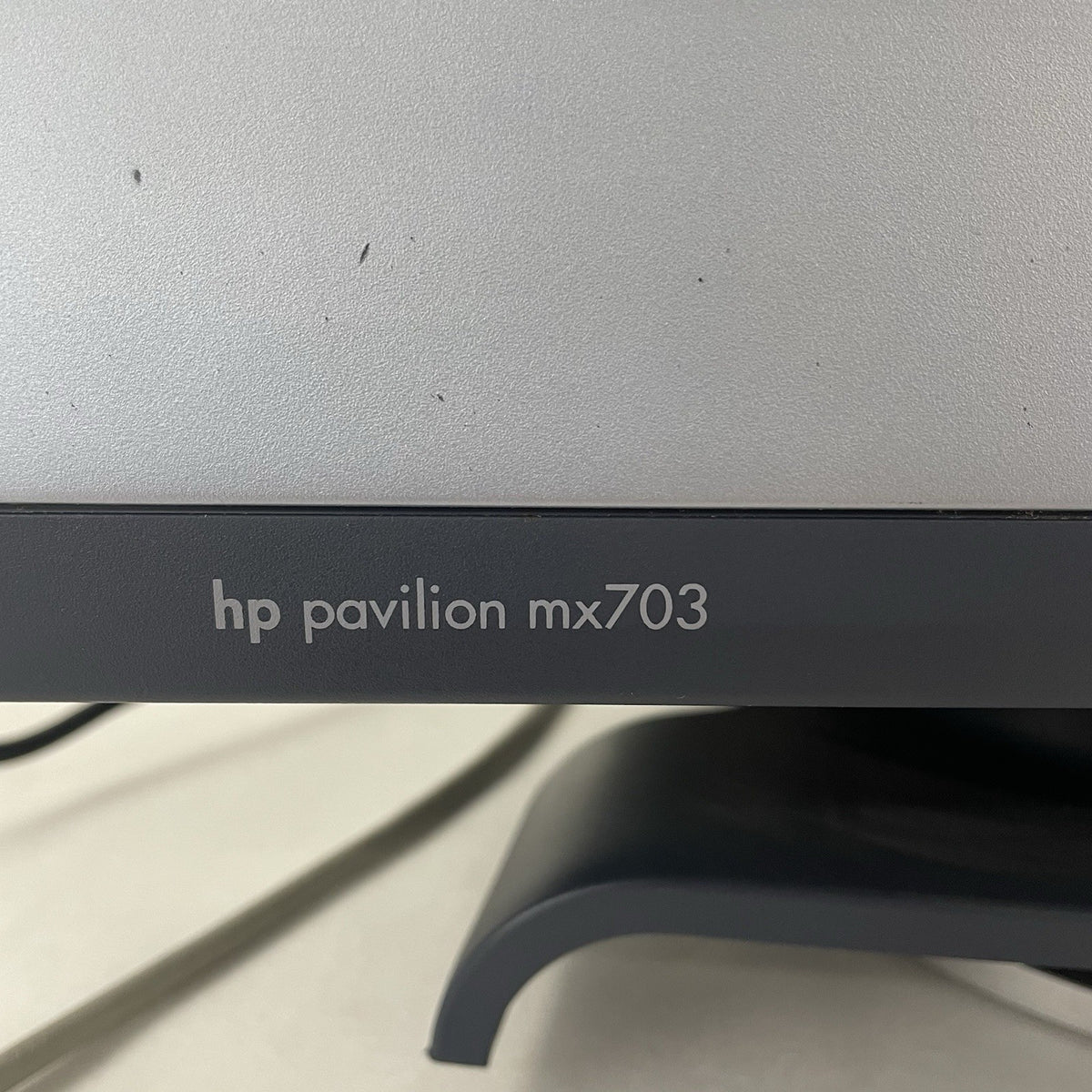HP Pavilion mx703 PE1168 17" Flat CRT Tube VGA Color Computer Monitor3