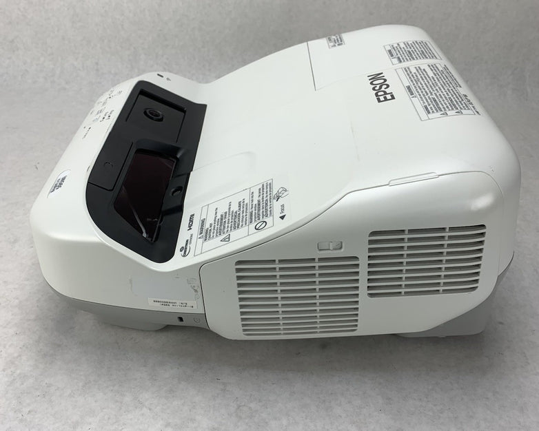 Epson H599A BrightLink 595Wi LCD Lamp Projector 741 Lamp Hours No Remote