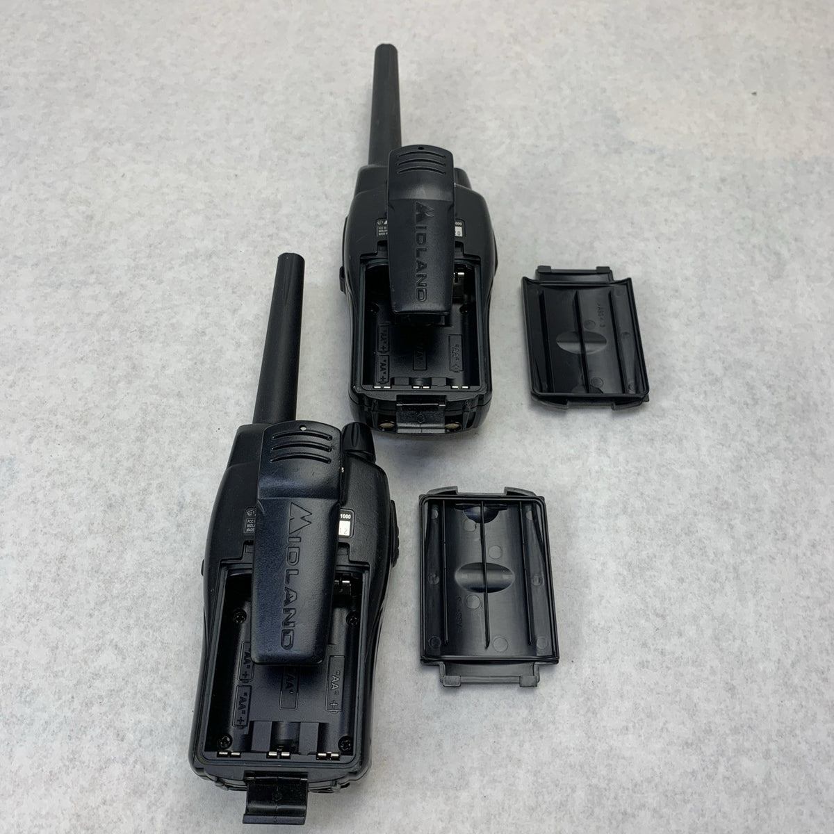 Midland GXT1000 GMRS 2-Way Radio Set of 2 Charge base Car Adapter - No Batteries7