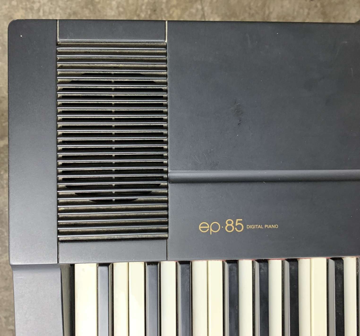 Roland ep-85 Digital Vintage Piano Tested Bad Speaker