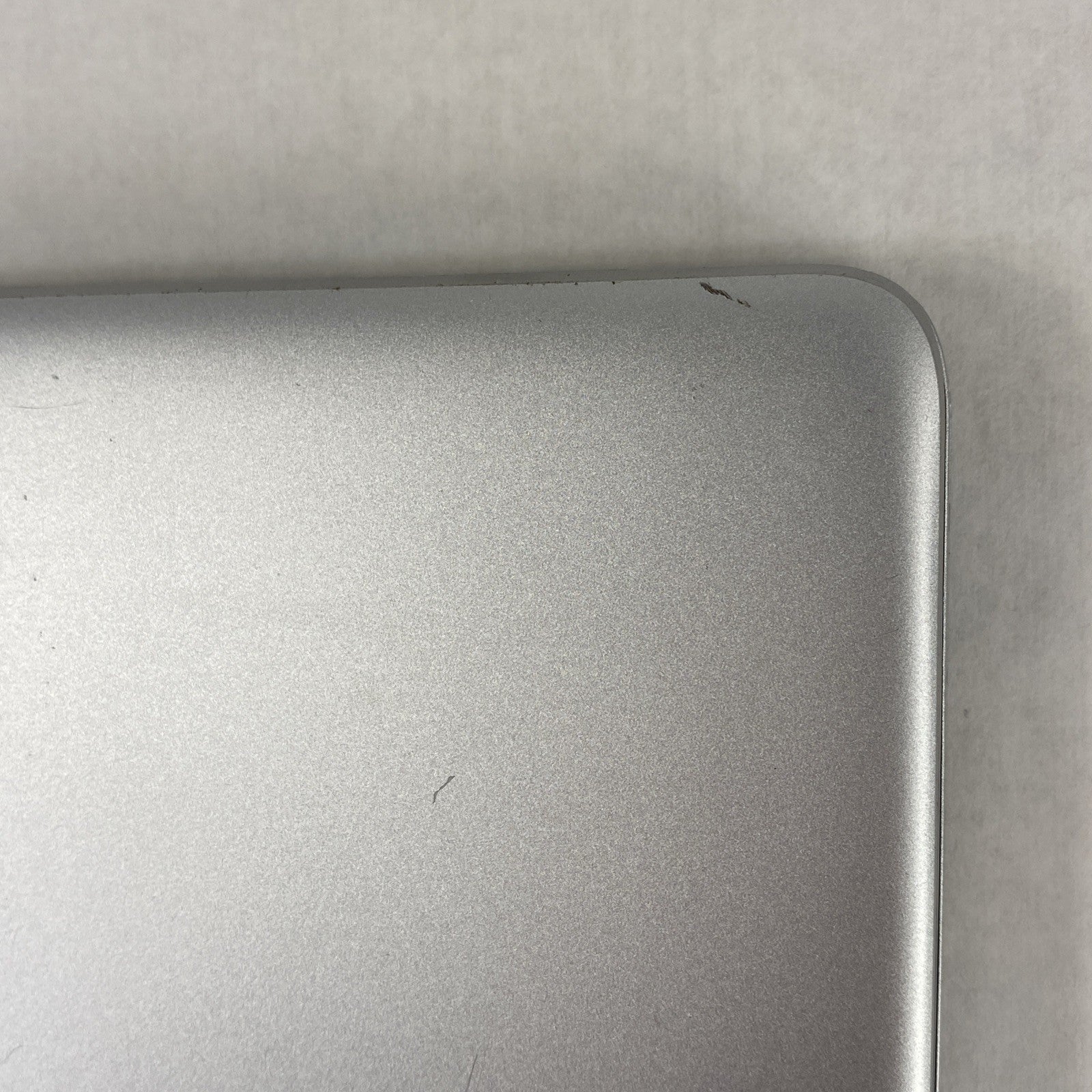 HP Laptop 15-ef2013dx AMD Ryzen 5 5500U 2.1GHz 16GB RAM 15.6" No HDD No OS