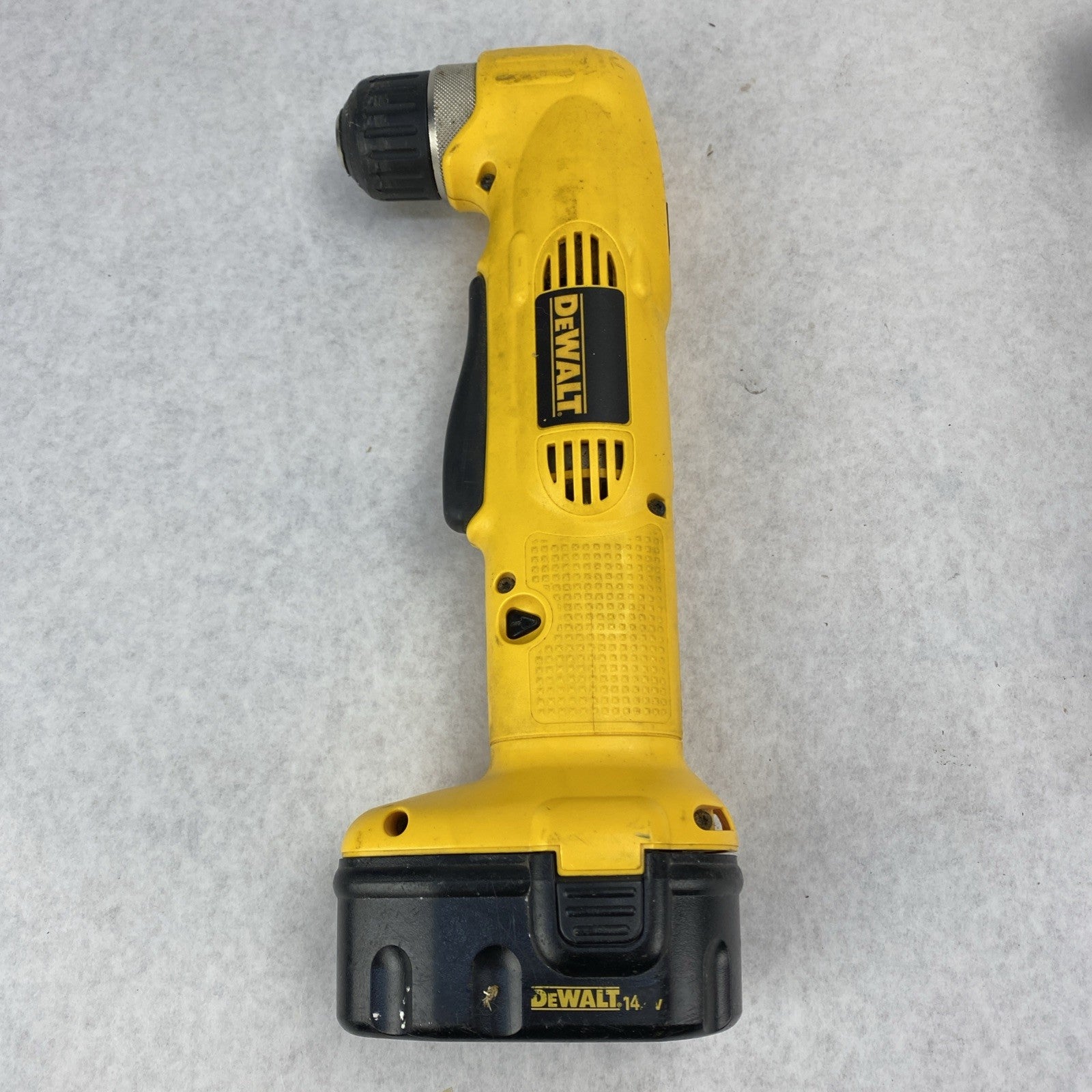 DEWalt 966 VSR Cordless Right angle Drill5
