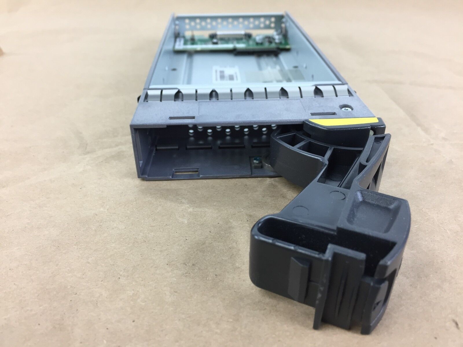 NetApp IBM Hitachi X269A-R5 108-001180+A5 1.0TA Hard Drive Caddy