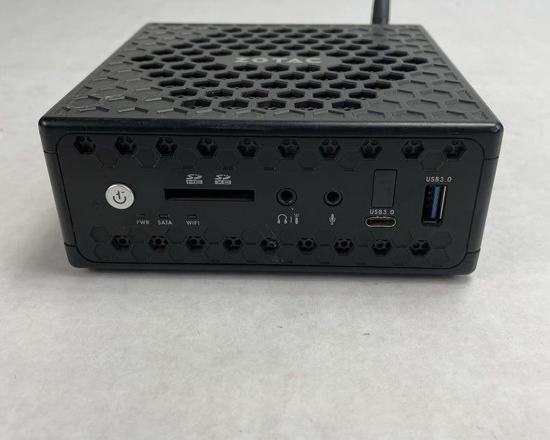 ZOTAC ZBox CI323 Nano Micro Celeron N3150 1.60 GHz 4 GB RAM No SSD No OS
