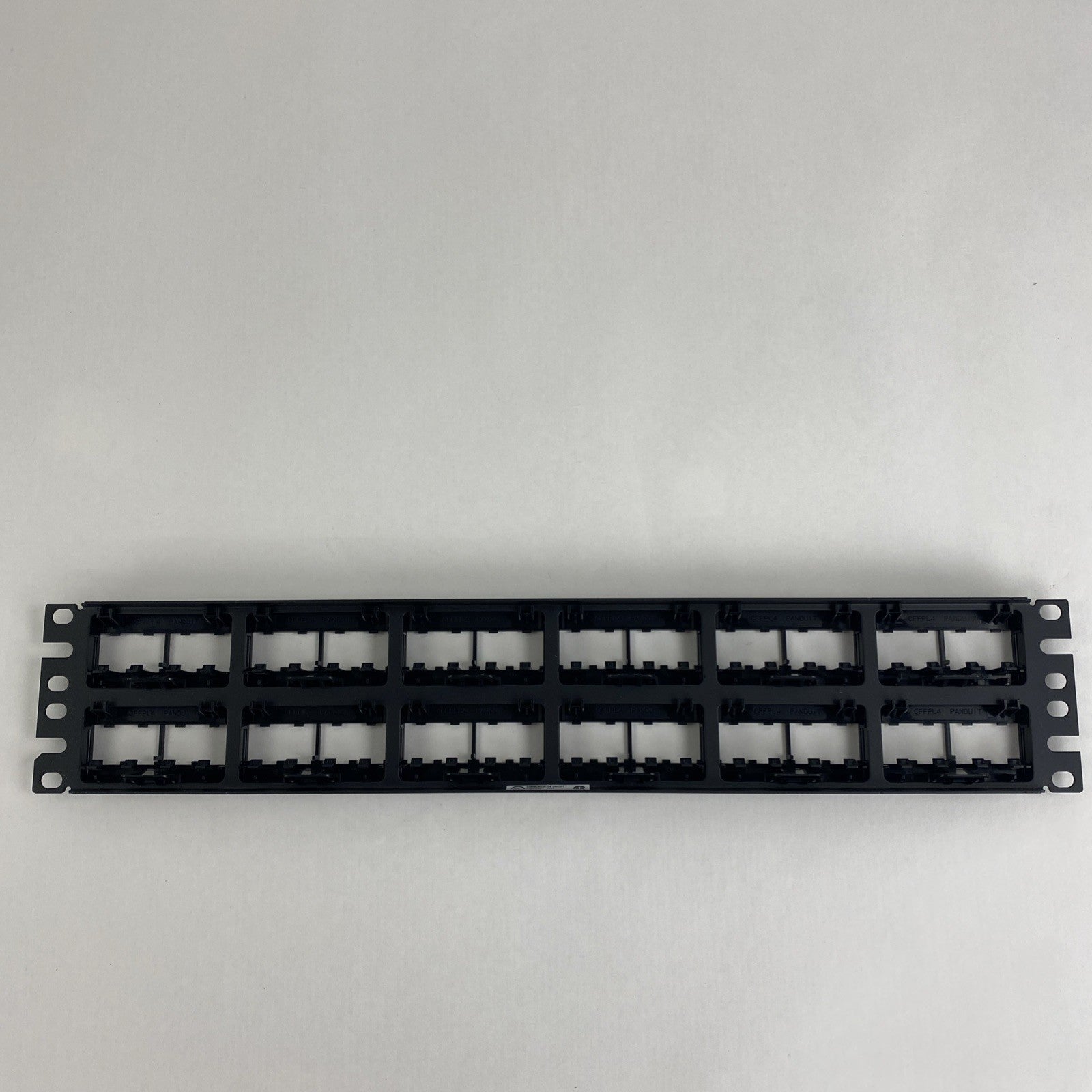 Panduit CPPL48WBLY Patch Panel Mini-Com Rack Mt 48 Port10