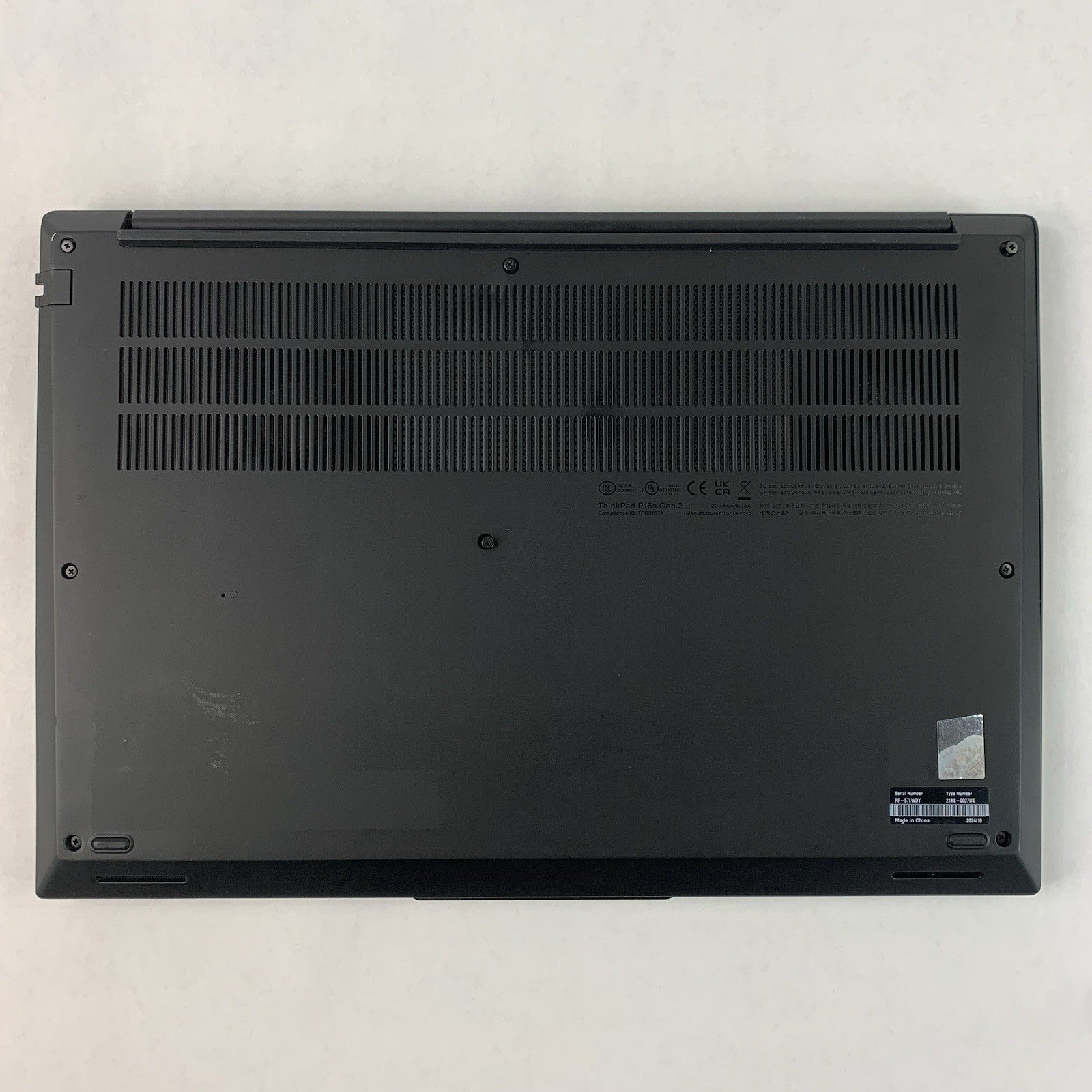 Lenovo ThinkPad P16s Gen3 Ultra 7 155H 1.4 GHz 32 GB RAM Heat Spots No OS/SSD/AC8