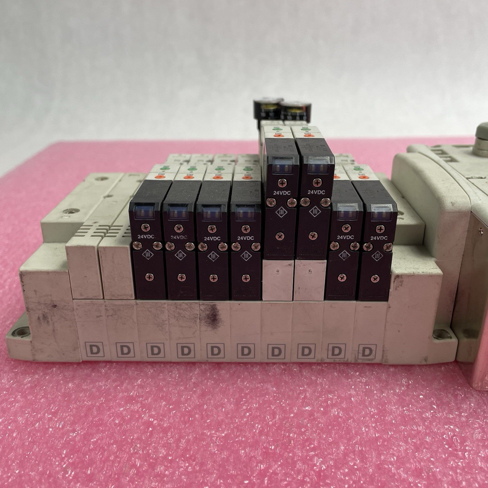 SMC SS5Y3-10S6EB32-06F-N7 Ethernet IP Manifold Assembly Untested